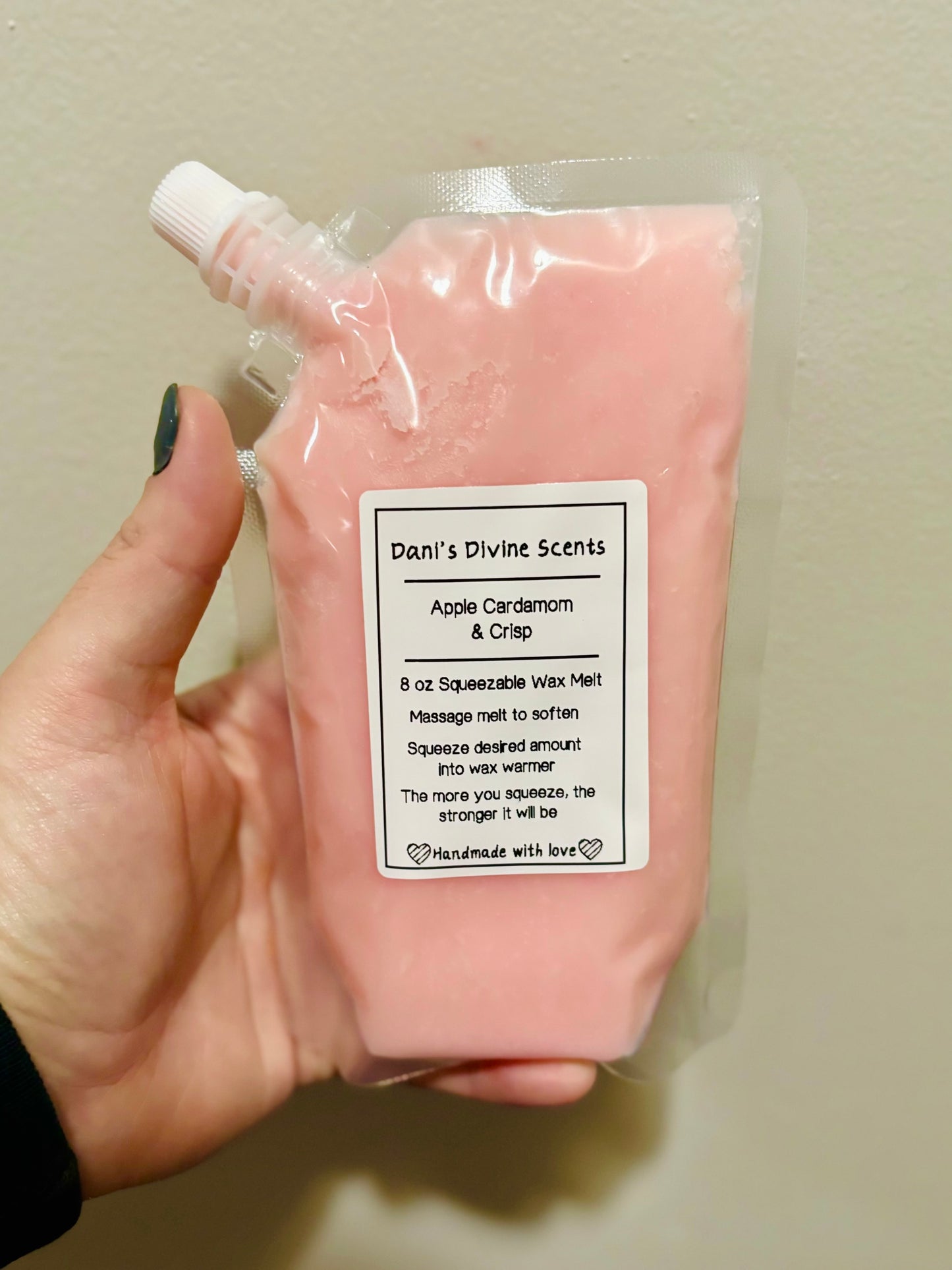 Apple Cardamom & Crisp Comparison Squeezable Wax Melt