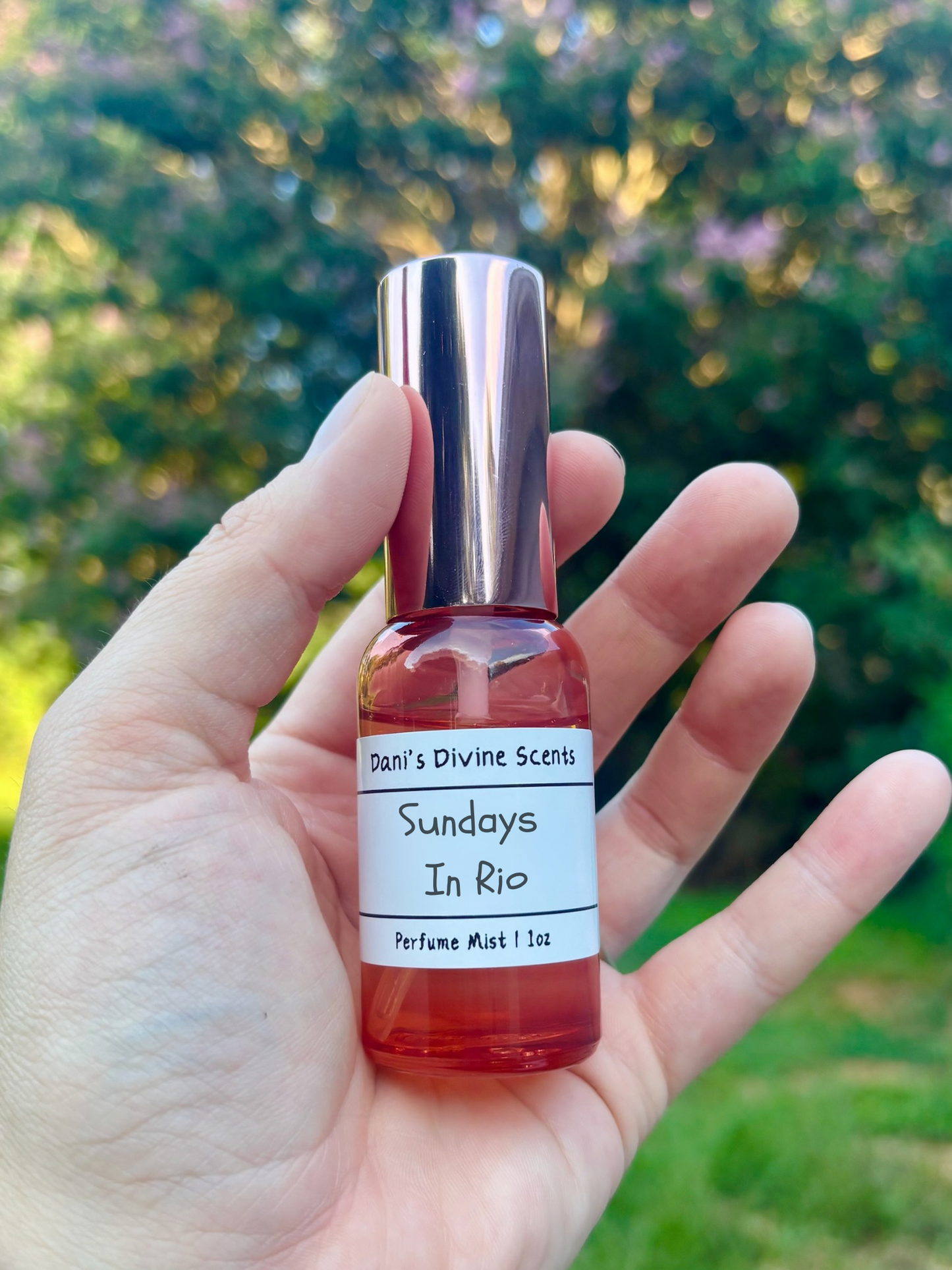 Sundays In Rio Comparison Perfume