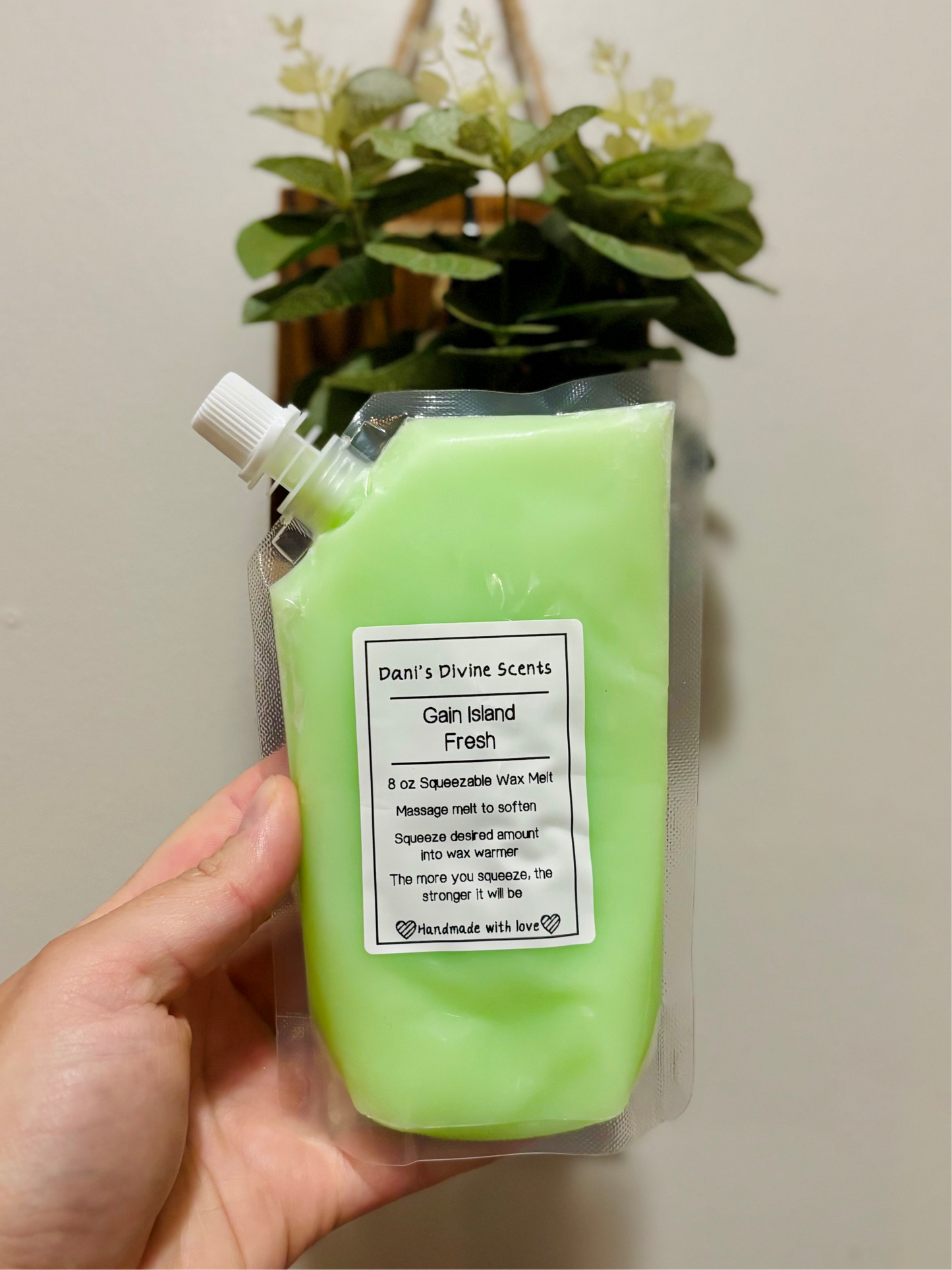 Gain Island Fresh Comparison Squeezable Wax Melt